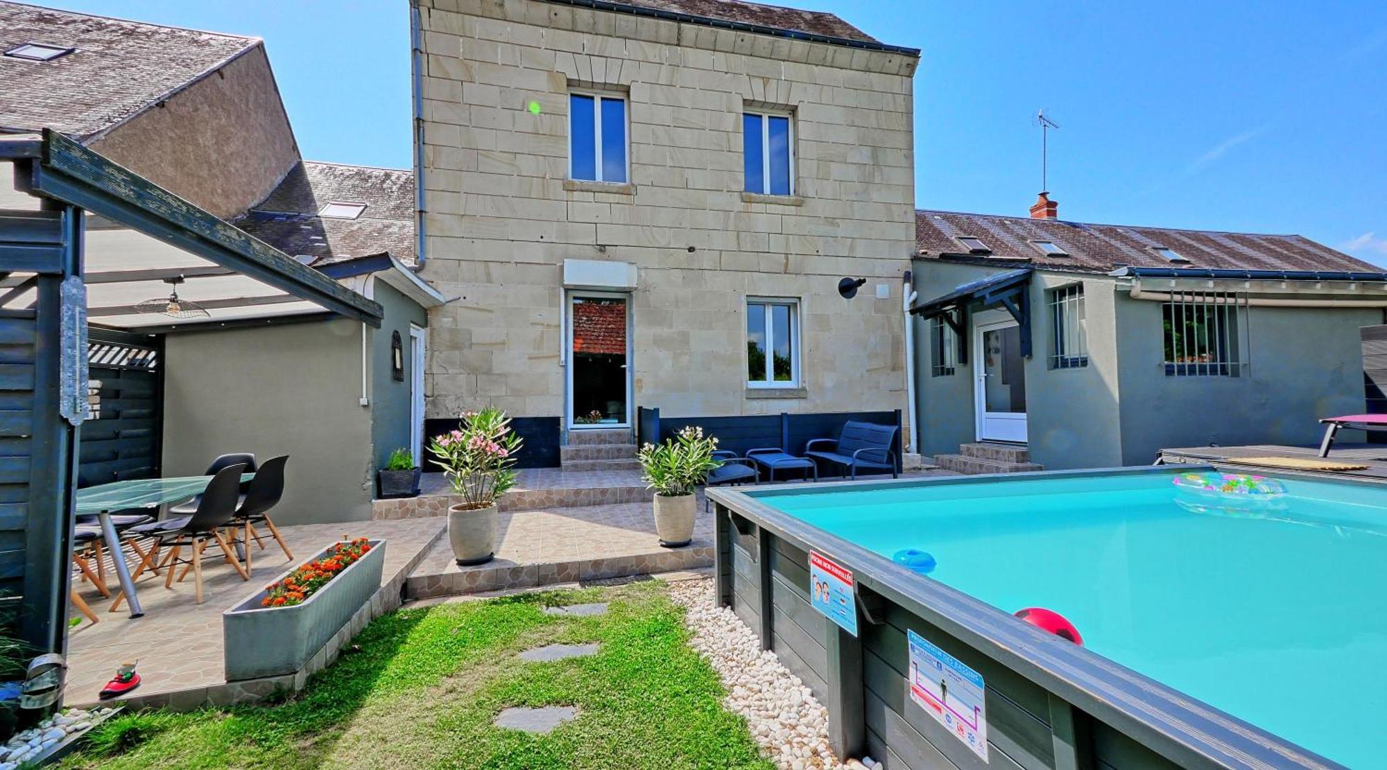 A 2 Pas D Azay Hotel Neuil Exterior photo